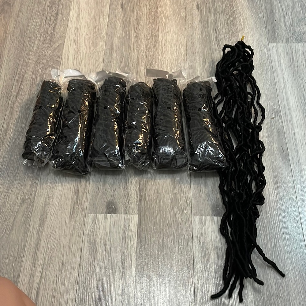 7 pack of black twists